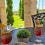 Aphrodite Luxury 4 *