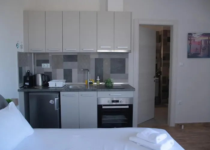 Aphrodite Luxury 4 Apartment